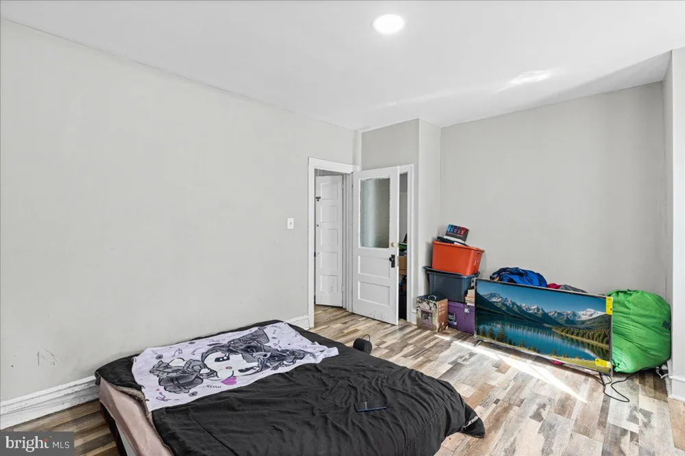 5118 11TH STREET Philadelphia, PA 19141