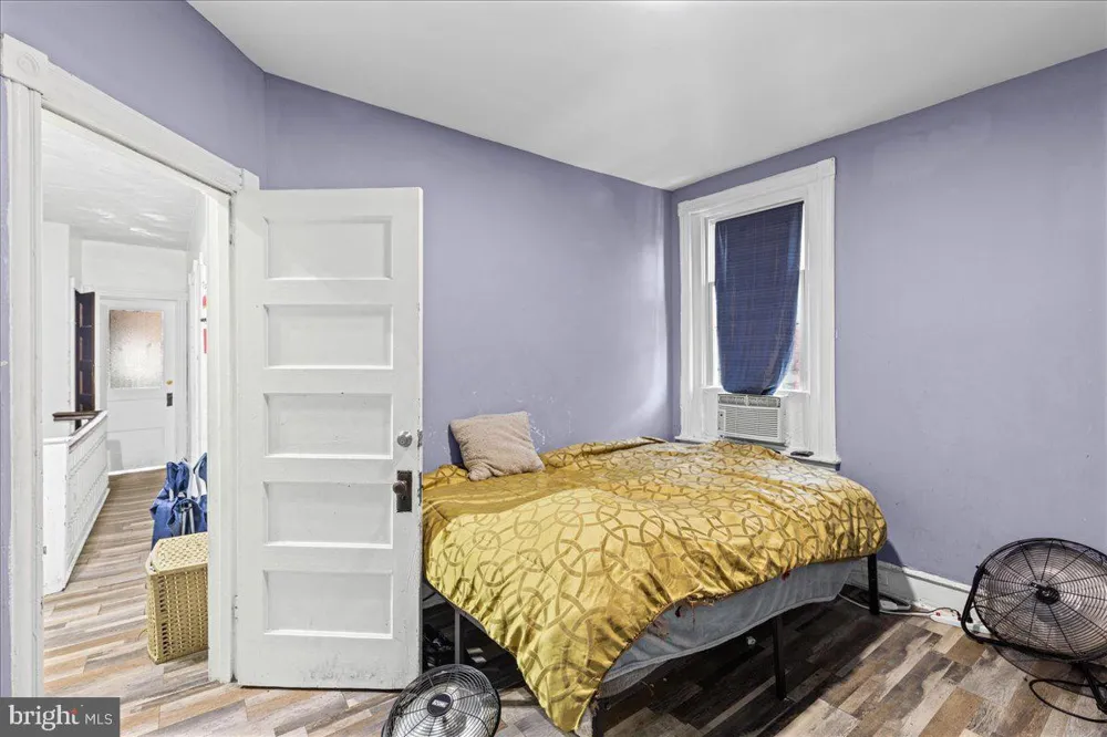 5118 11TH STREET Philadelphia, PA 19141