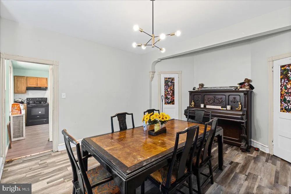 5118 11TH STREET Philadelphia, PA 19141