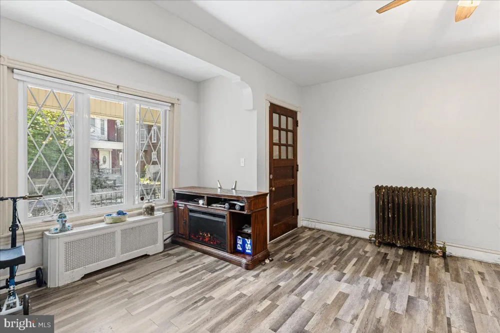 5118 11TH STREET Philadelphia, PA 19141
