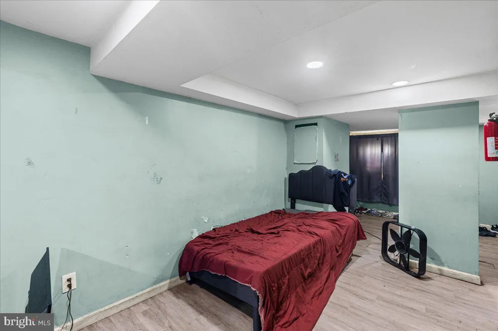 5118 11TH STREET Philadelphia, PA 19141