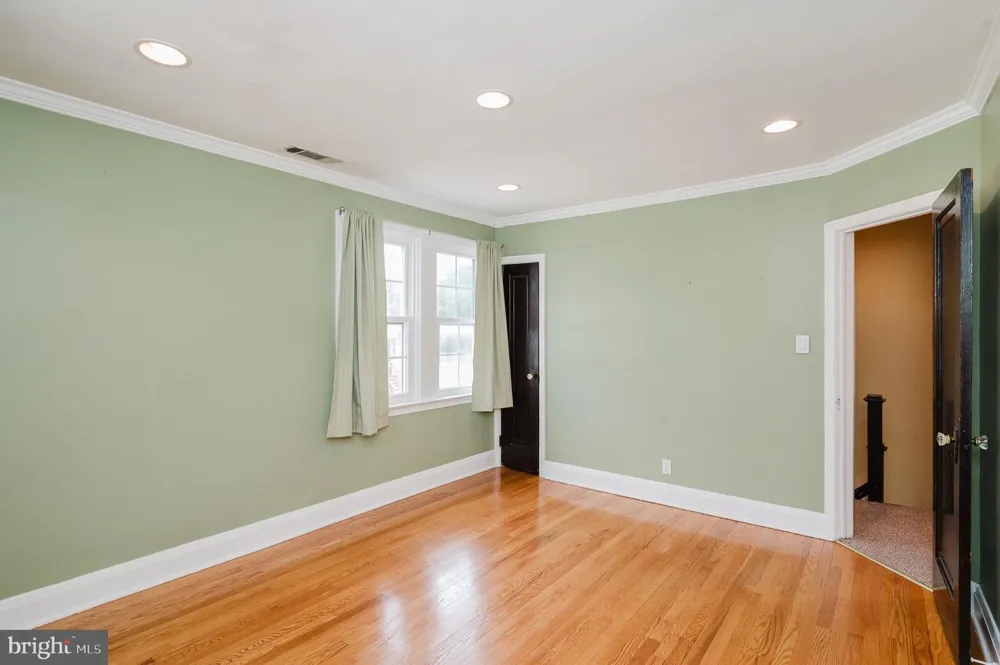 2713 CHRISTOPHER AVENUE Baltimore, MD 21214