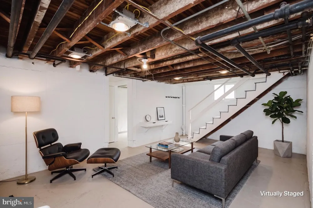2713 CHRISTOPHER AVENUE Baltimore, MD 21214