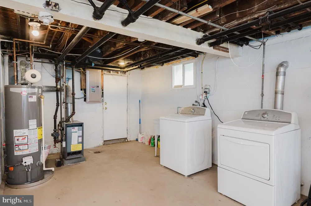 2713 CHRISTOPHER AVENUE Baltimore, MD 21214