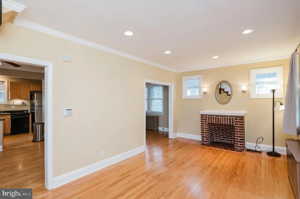 2713 CHRISTOPHER AVENUE Baltimore, MD 21214