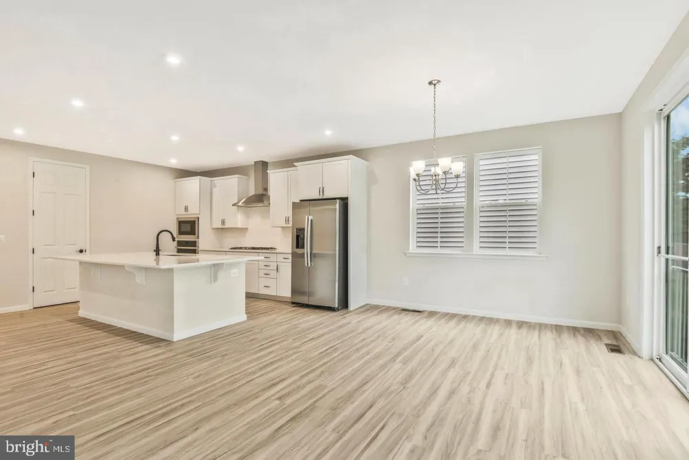 141 POE DRIVE Winchester, VA 22602