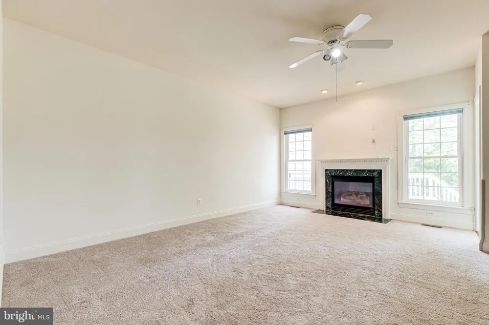 25634 CREEK RUN TERRACE Chantilly, VA 20152