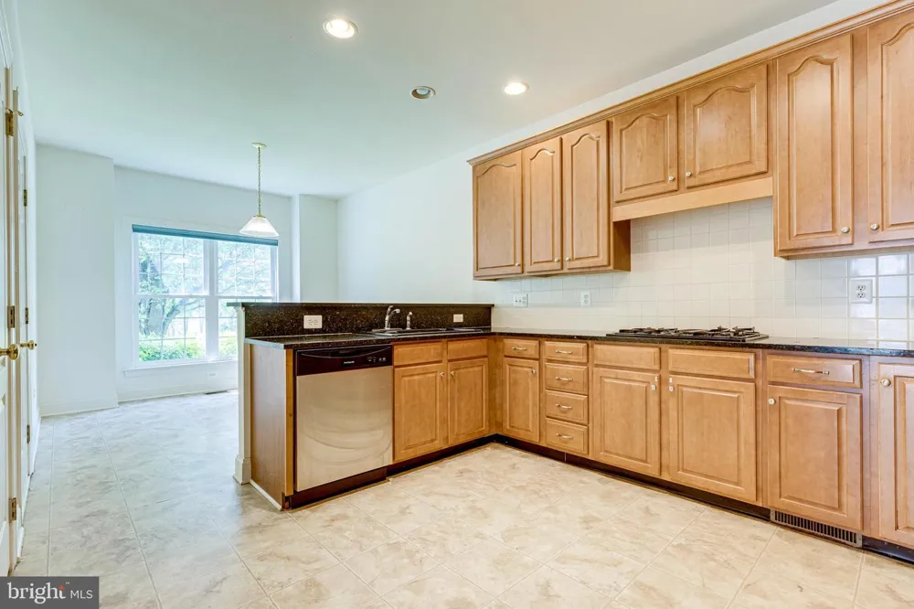 25634 CREEK RUN TERRACE Chantilly, VA 20152