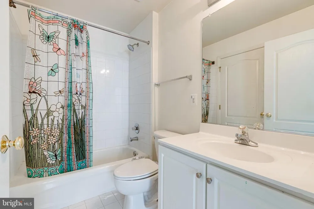 25634 CREEK RUN TERRACE Chantilly, VA 20152