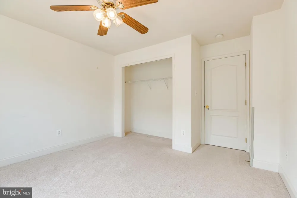 25634 CREEK RUN TERRACE Chantilly, VA 20152