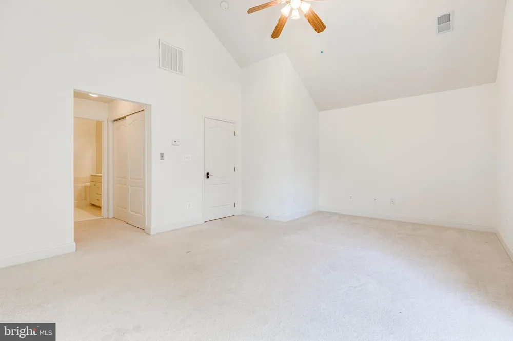 25634 CREEK RUN TERRACE Chantilly, VA 20152
