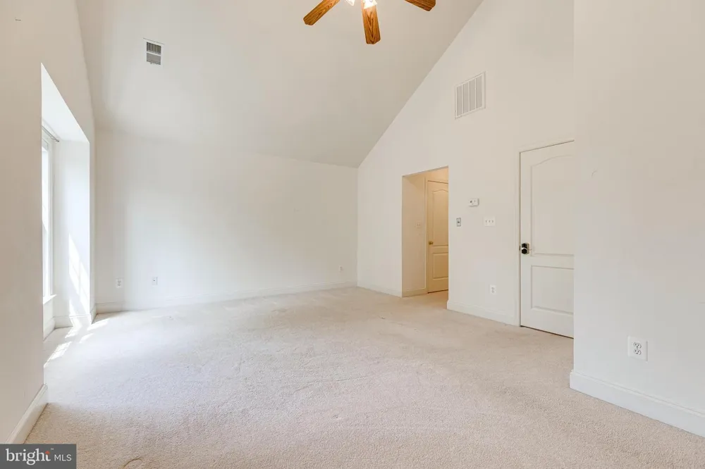 25634 CREEK RUN TERRACE Chantilly, VA 20152