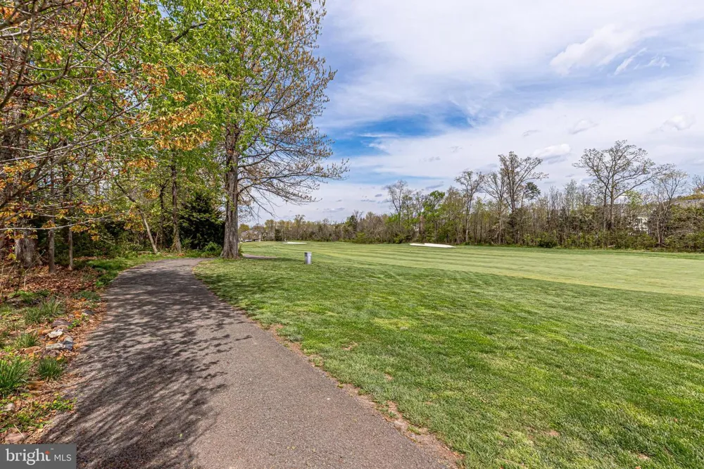 25634 CREEK RUN TERRACE Chantilly, VA 20152