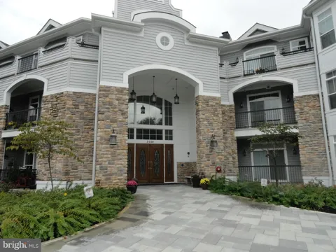 3100 STONE CLIFF DRIVE #201