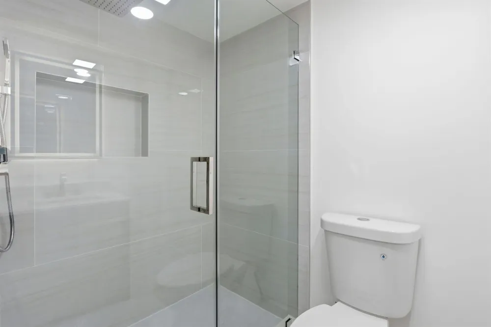 1222 Hillsboro Mile #15 Hillsboro Beach, FL 33062