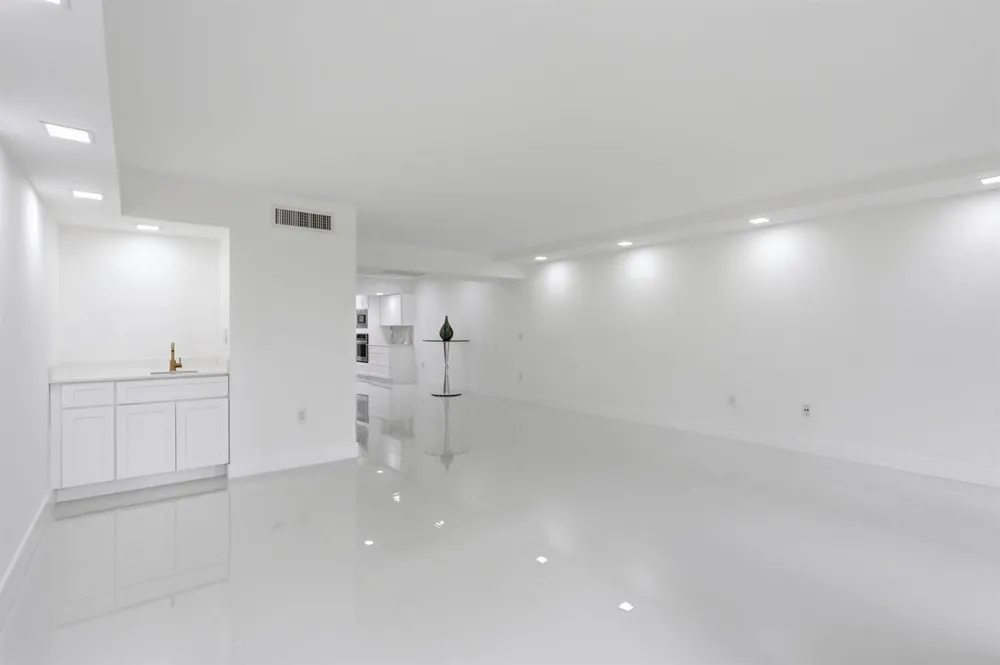 1222 Hillsboro Mile #15 Hillsboro Beach, FL 33062