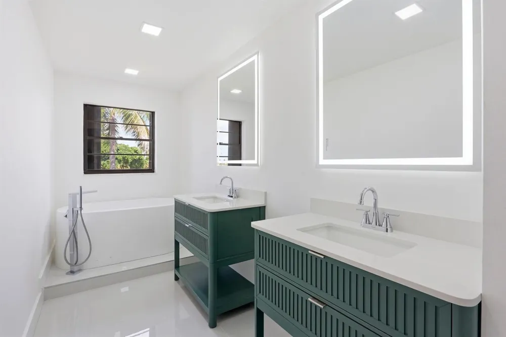 1222 Hillsboro Mile #15 Hillsboro Beach, FL 33062