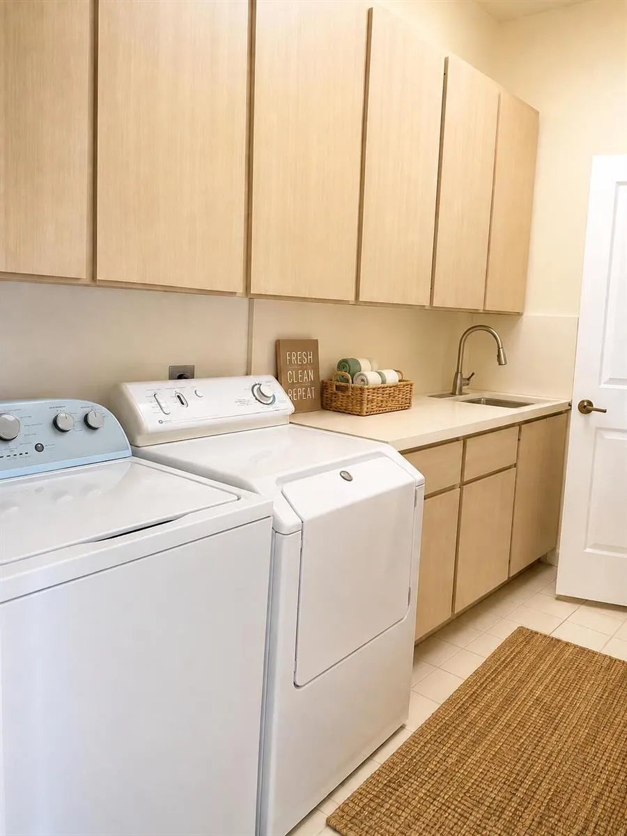7564 SE BAY CEDAR CIRCLE Hobe Sound, FL 33455