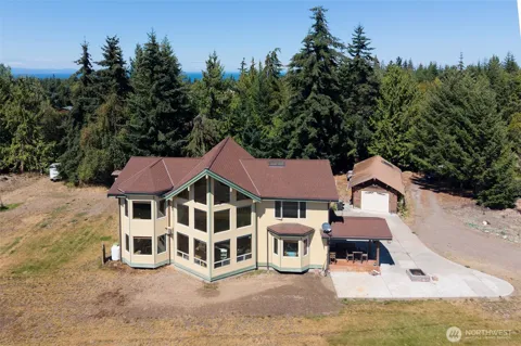 114 Blackberry Lane