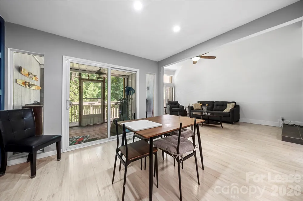 222 Riverview Terrace Lake Wylie, SC 29710