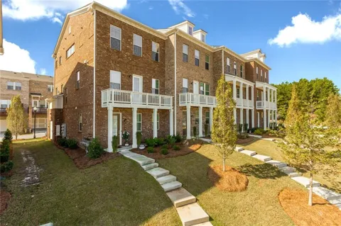 335 Beacons Place