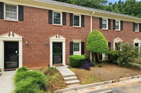 135 Sterling Court