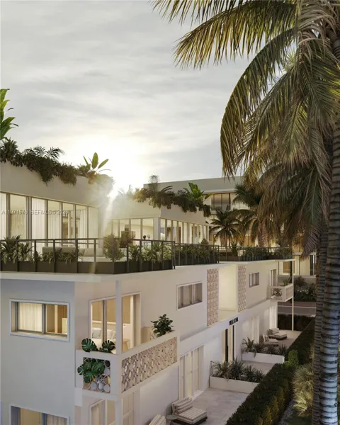 250 Collins Ave #209