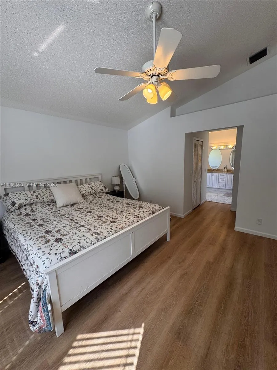 15790 Bent Creek Rd Wellington, FL 33414