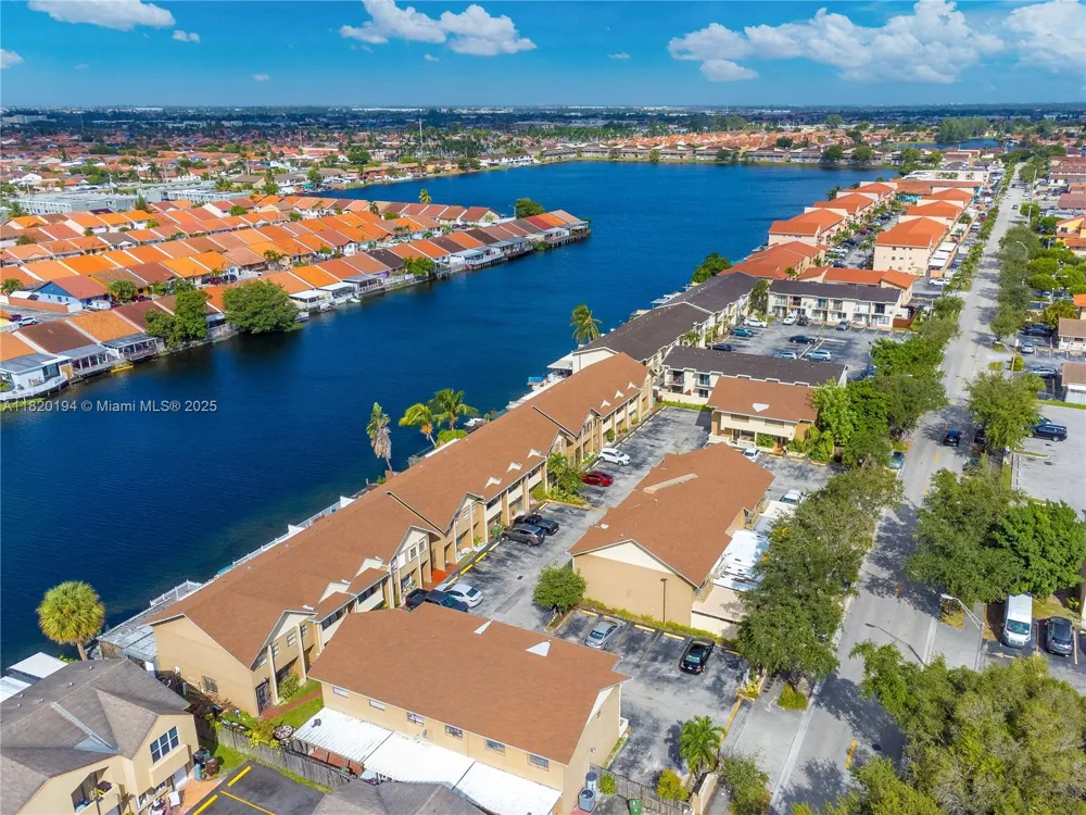 5314 W 26th Ave #105 Hialeah, FL 33016