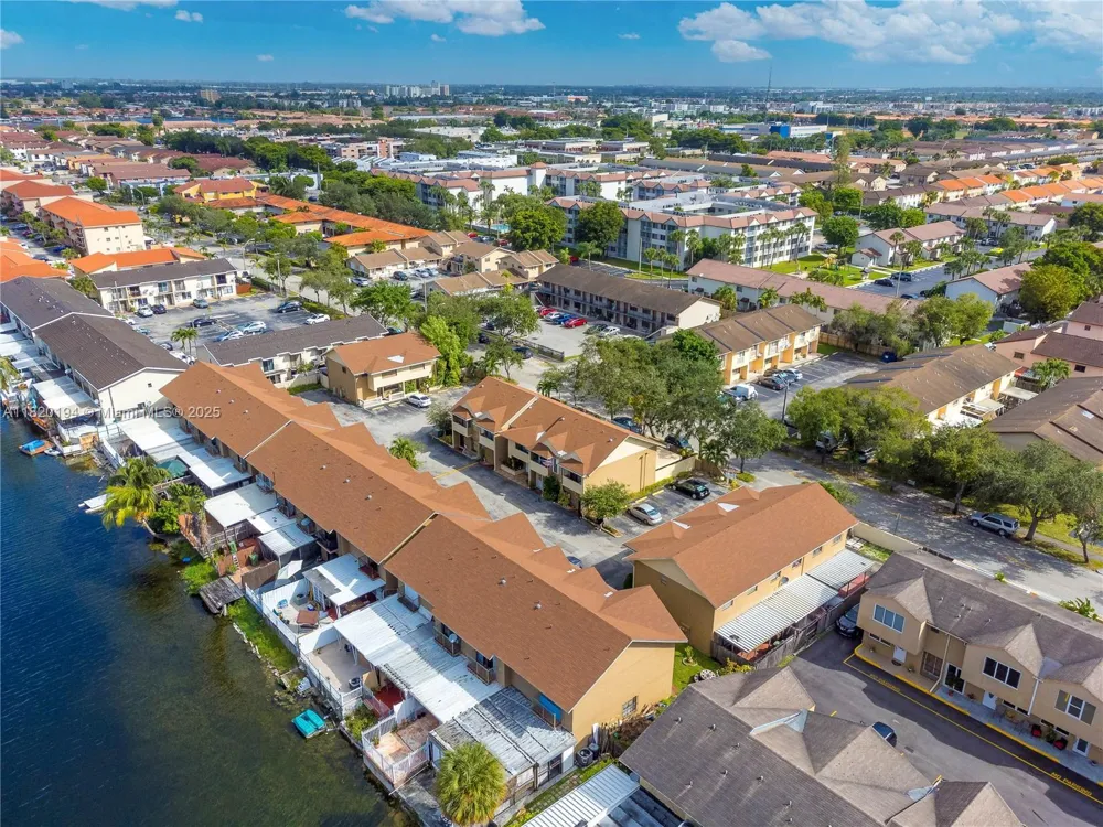 5314 W 26th Ave #105 Hialeah, FL 33016