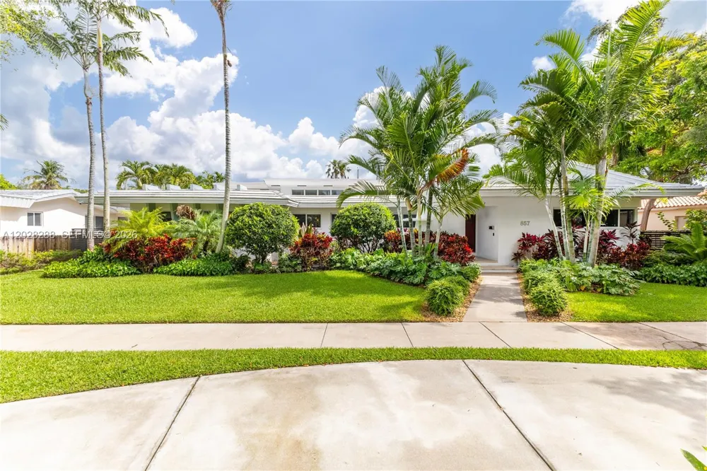857 NE 98th St Miami Shores, FL 33138