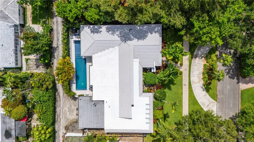857 NE 98th St Miami Shores, FL 33138