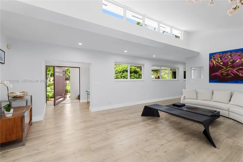 857 NE 98th St Miami Shores, FL 33138