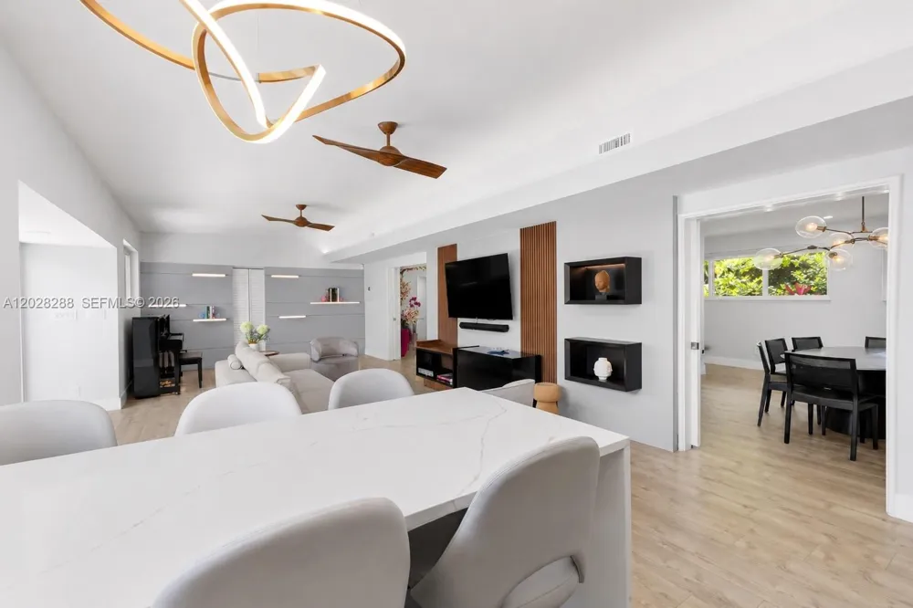 857 NE 98th St Miami Shores, FL 33138