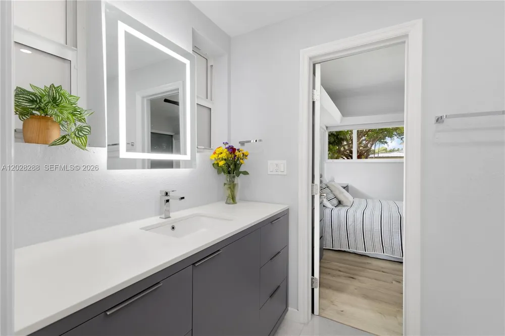 857 NE 98th St Miami Shores, FL 33138