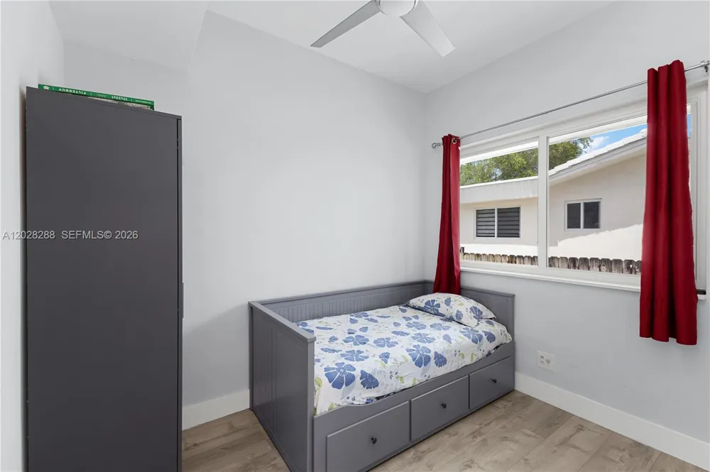 857 NE 98th St Miami Shores, FL 33138