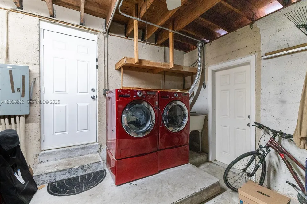 857 NE 98th St Miami Shores, FL 33138