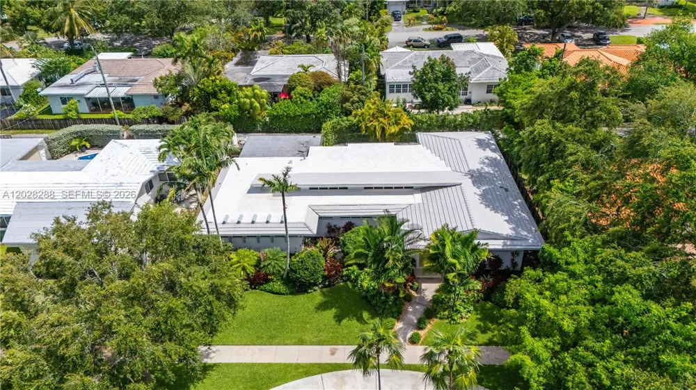 857 NE 98th St Miami Shores, FL 33138
