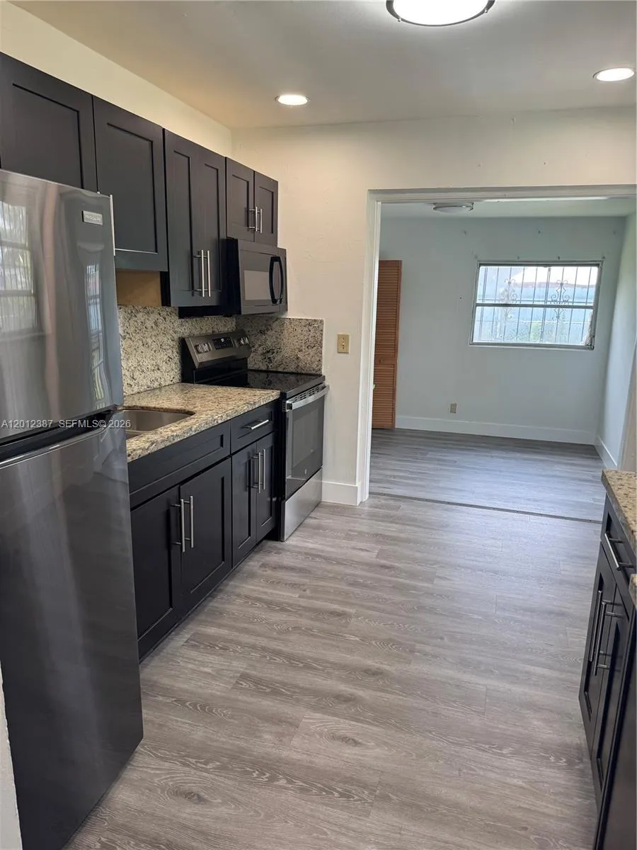 2620 SW 53rd Ave West Park, FL 33023