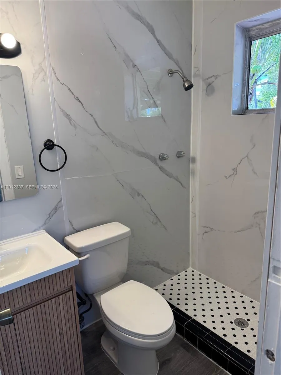 2620 SW 53rd Ave West Park, FL 33023