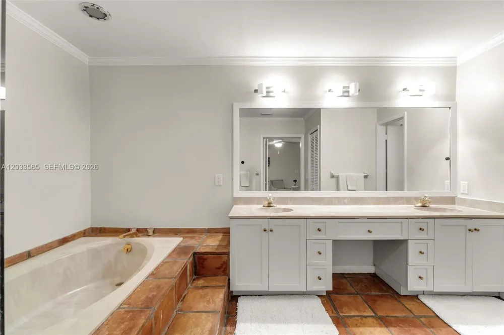 7603 SW 91st Ave Miami, FL 33173