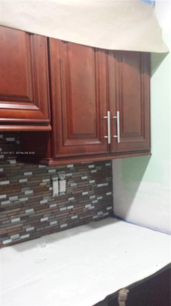 9490 SW 77th Ave #N6 Miami, FL 33156