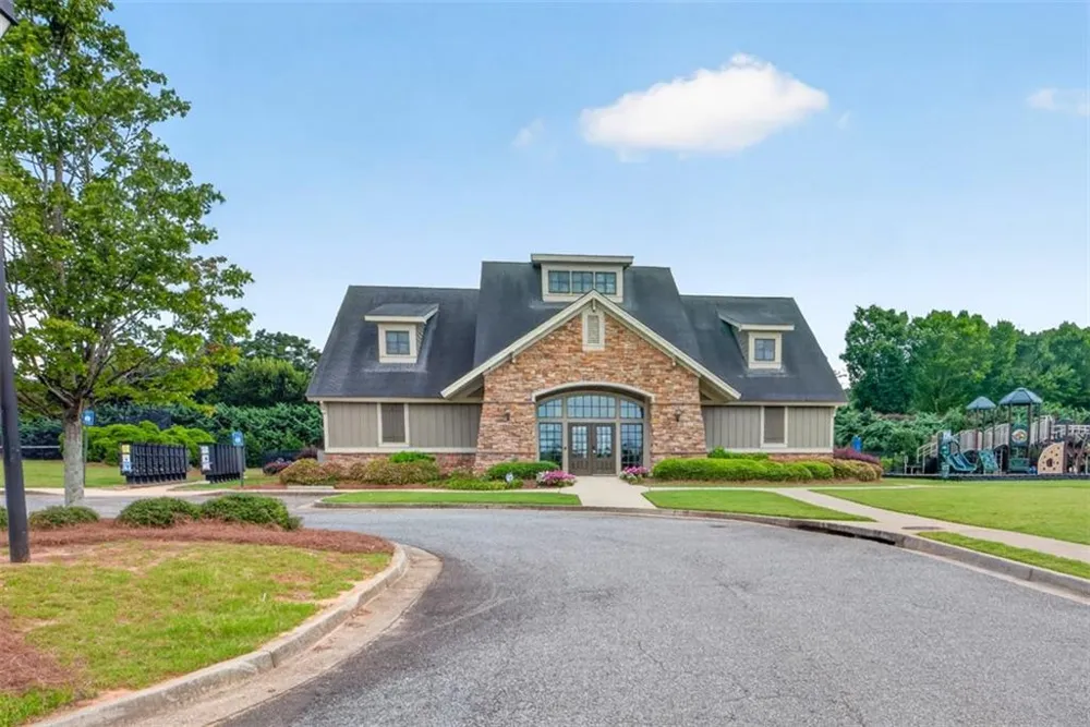 1729 Charcoal Ives Road Lawrenceville, GA 30045