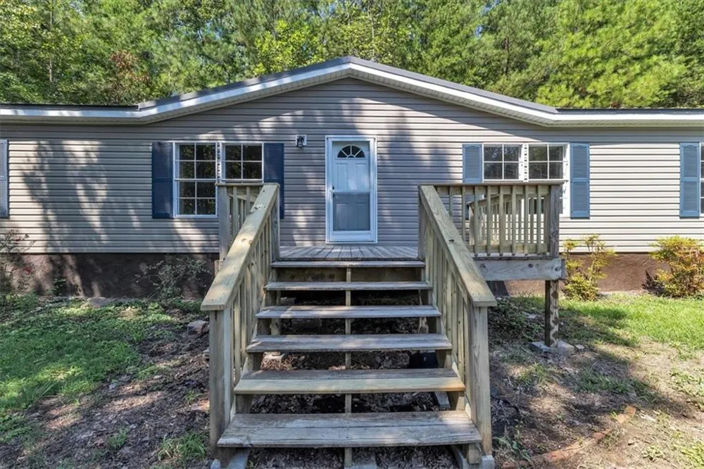 827 Brackett Ridge Road Chatsworth, GA 30705