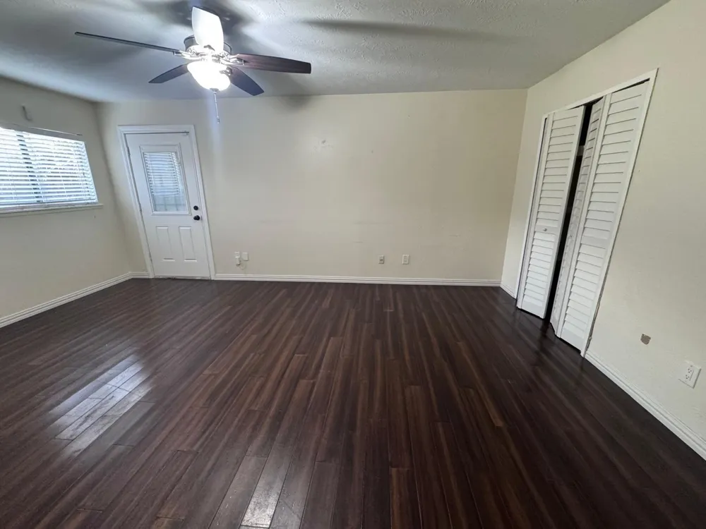 15602 Camino Del Sol Drive Houston, TX 77083
