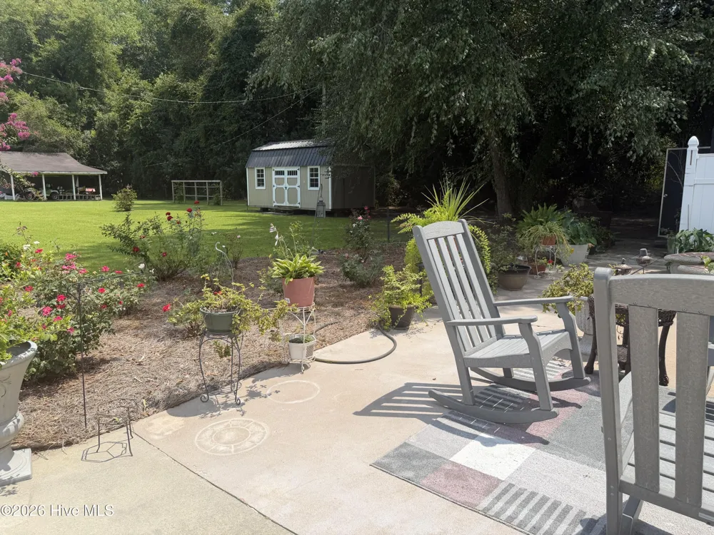 1589 Carl Stephens Road Clarendon, NC 28432