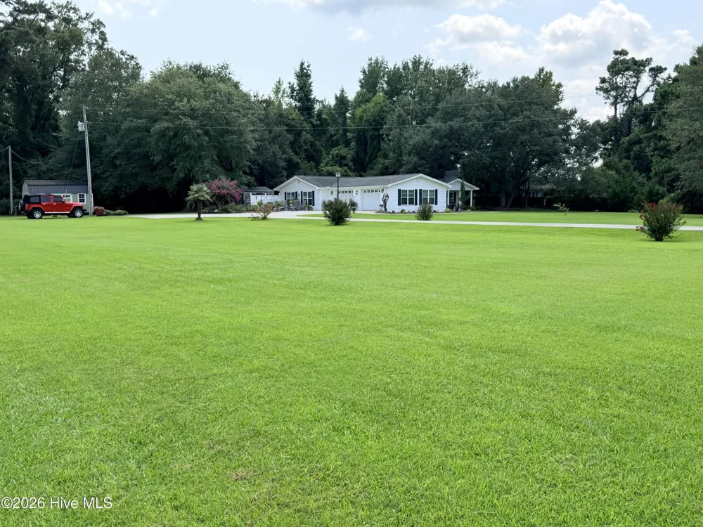 1589 Carl Stephens Road Clarendon, NC 28432