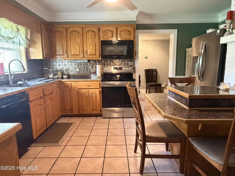 1589 Carl Stephens Road Clarendon, NC 28432