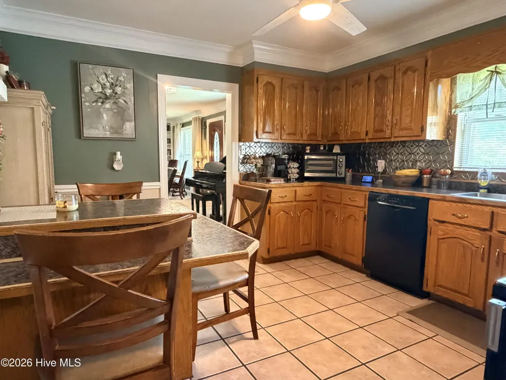 1589 Carl Stephens Road Clarendon, NC 28432