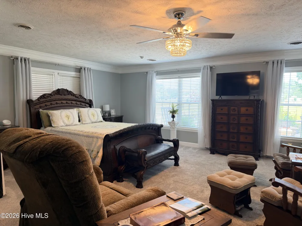 1589 Carl Stephens Road Clarendon, NC 28432